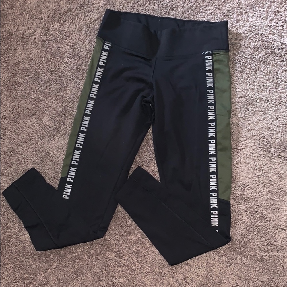 PINK Victoria’s Secret leggings